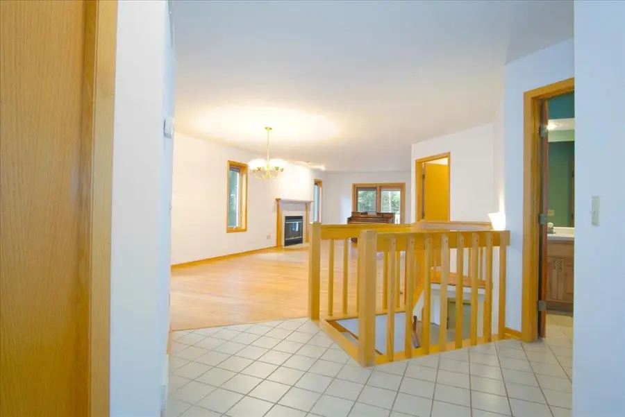 117 N Oak Grove Drive, Madison, WI 53717 - Image #2