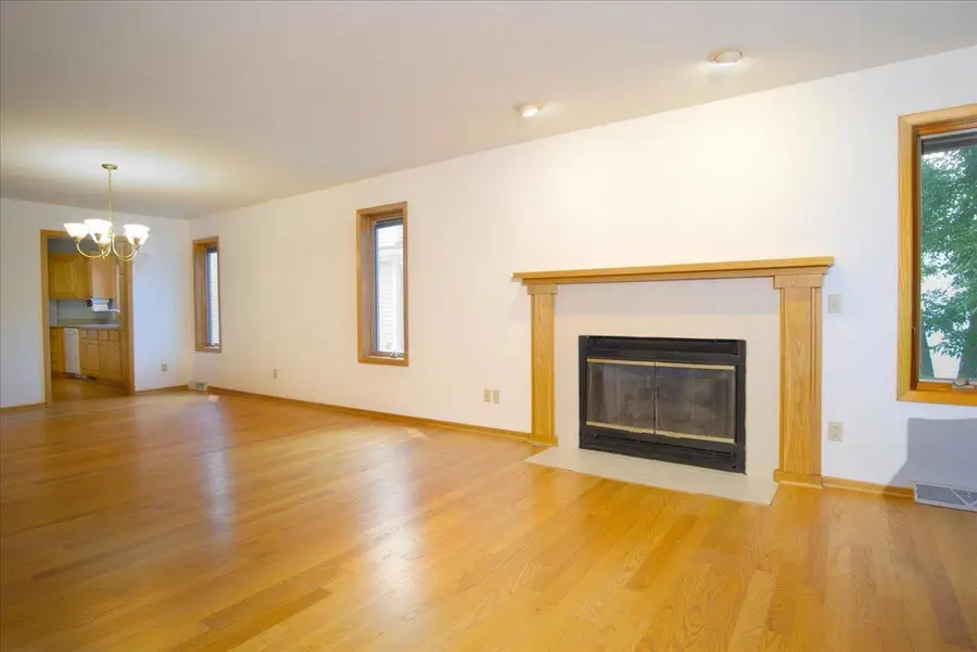 117 N Oak Grove Drive, Madison, WI 53717 - Image #3