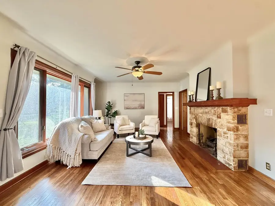 9406 S Creek Road, Beloit, WI 53511 - Image #2