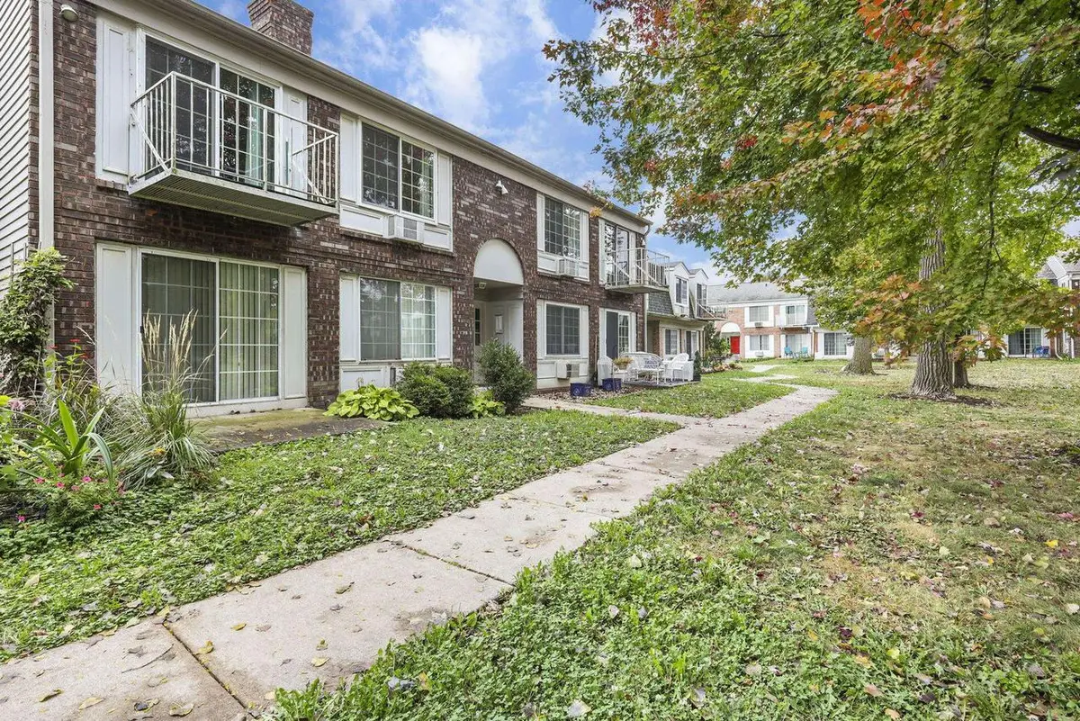 2128 Allen Boulevard #3, Middleton, WI 53562 - Image #1