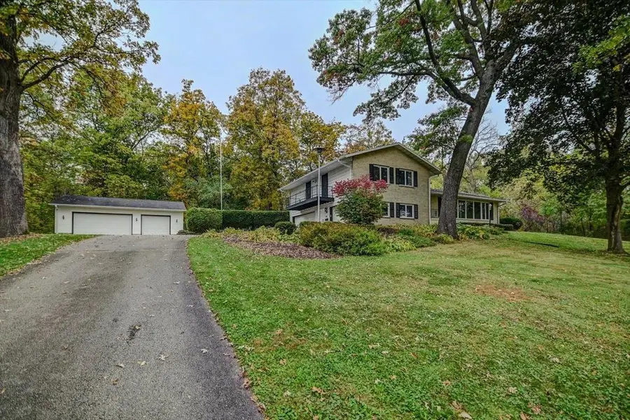 2363 S Seminole Hwy, Fitchburg, WI 53711 - Image #3