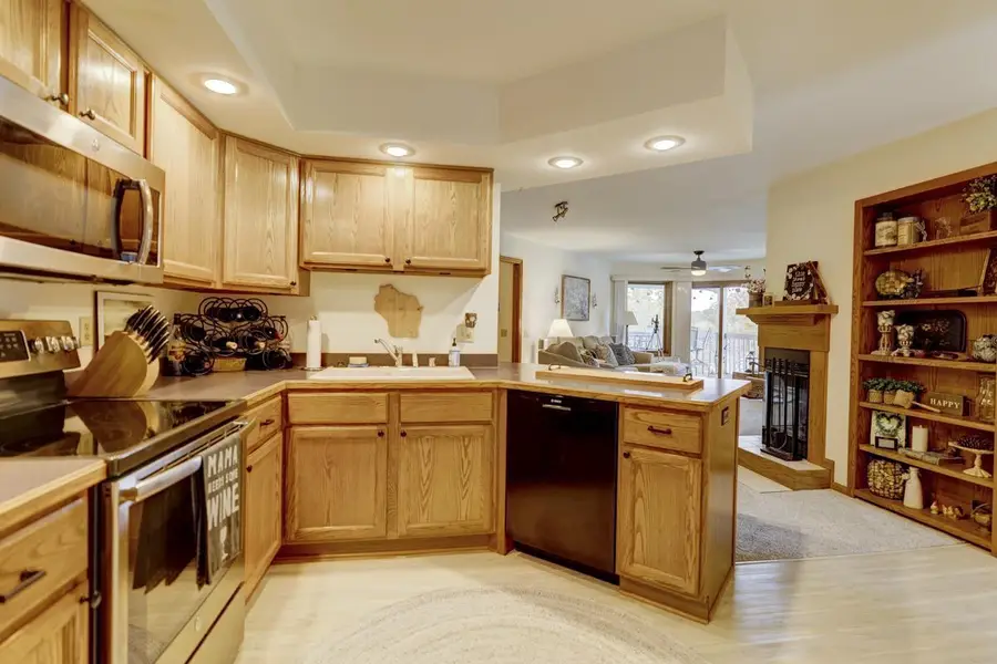 E12617 Kilpatrick Point Drive #73, Merrimac, WI 53561 - Image #3