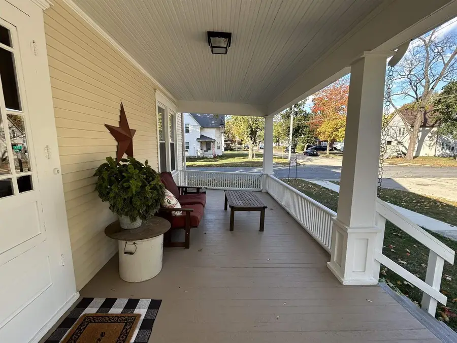 701 E 2nd Avenue, Brodhead, WI 53520 - Image #3