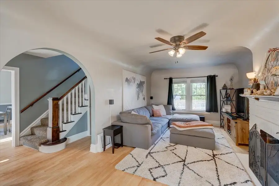 911 W Pleasant Street, Portage, WI 53901 - Image #3