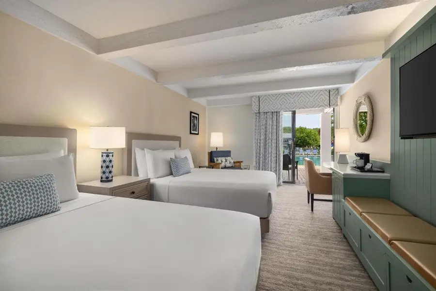 269 Fontana Boulevard #1403, Fontana, WI 53125 - Image #2