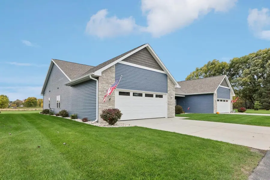 496 River Road #1, Columbus, WI 53925 - Image #2