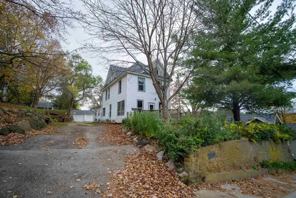 210 Hill Street, Lodi, WI 53555