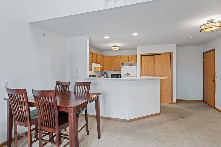 33B Grand Canyon Drive #207, Baraboo, WI 53913 - Image #2