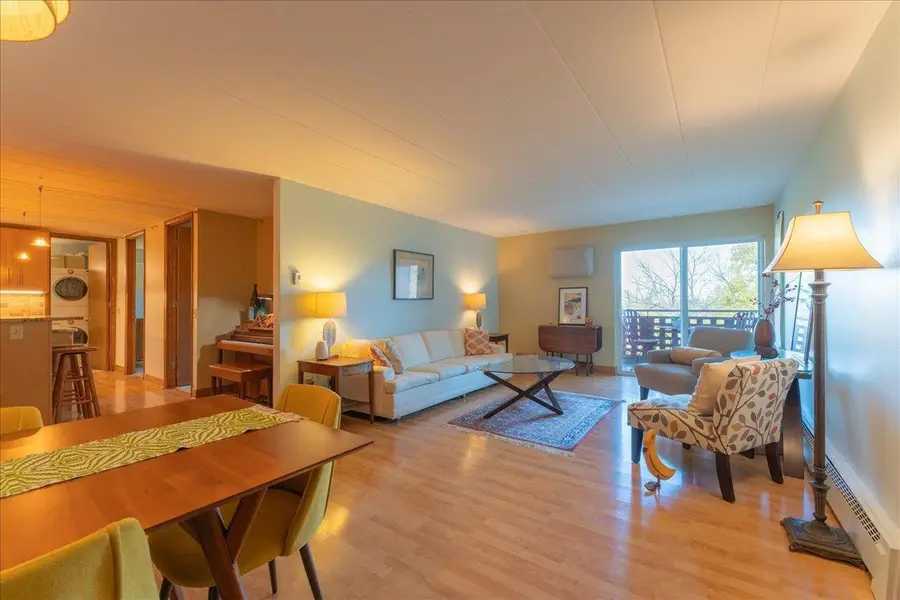 2051 Allen Boulevard #402, Middleton, WI 53562 - Image #2