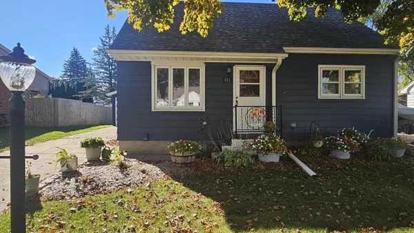 811 W Jefferson Street, Waupun, WI 53963