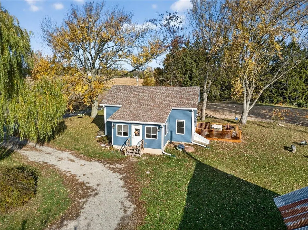 N4470 S Schopen Road, Jefferson, WI 53549 - Image #1