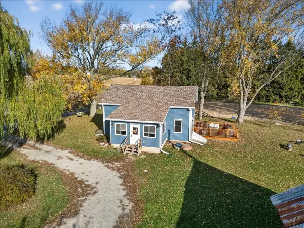N4470 S Schopen Road, Jefferson, WI 53549