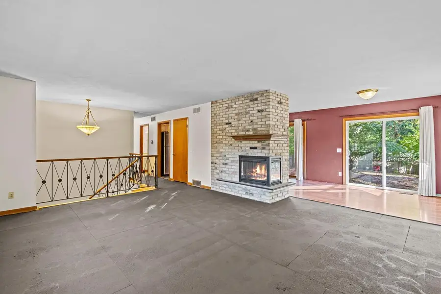 5 S YELLOWSTONE Drive, Madison, WI 53705 - Image #3