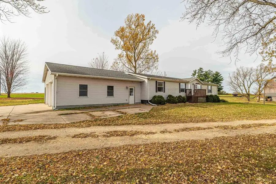 W3252 Town Center Road, Juda, WI 53550 - Image #2