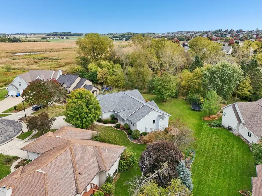 919 Lochmoore Drive, Waunakee, WI 53597 - Image #3