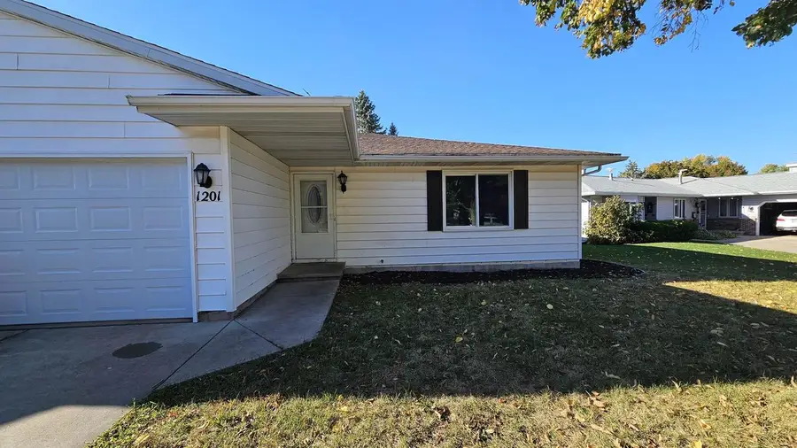 1201 Sausalito Drive, Waunakee, WI 53597 - Image #2