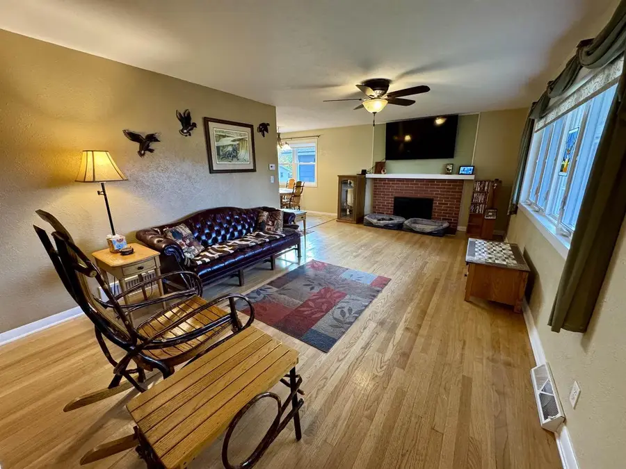 845 Coolidge Street, Fennimore, WI 53809 - Image #2