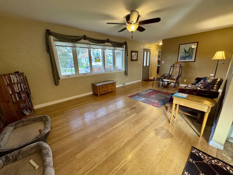 845 Coolidge Street, Fennimore, WI 53809 - Image #3