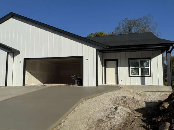 1220 Prairie Avenue, Janesville, WI 53545