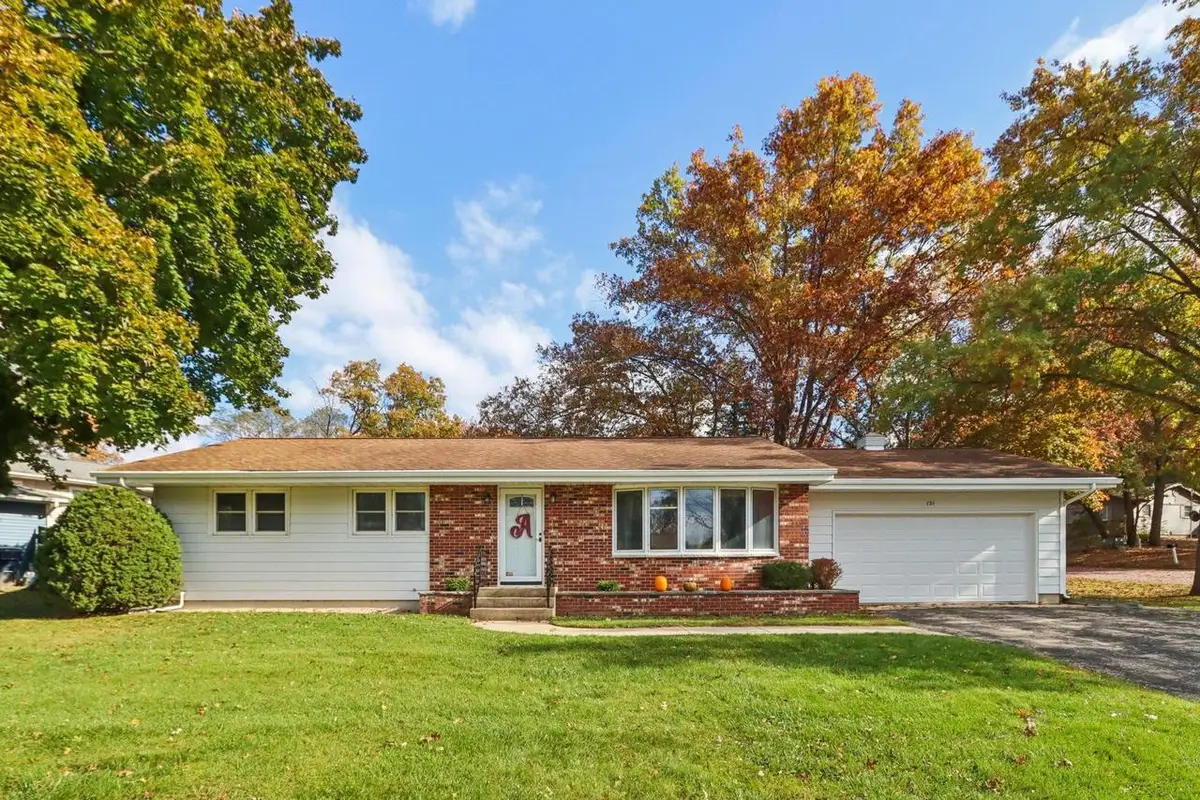 121 Old Settlers Trail, Poynette, WI 53955 - Image #1