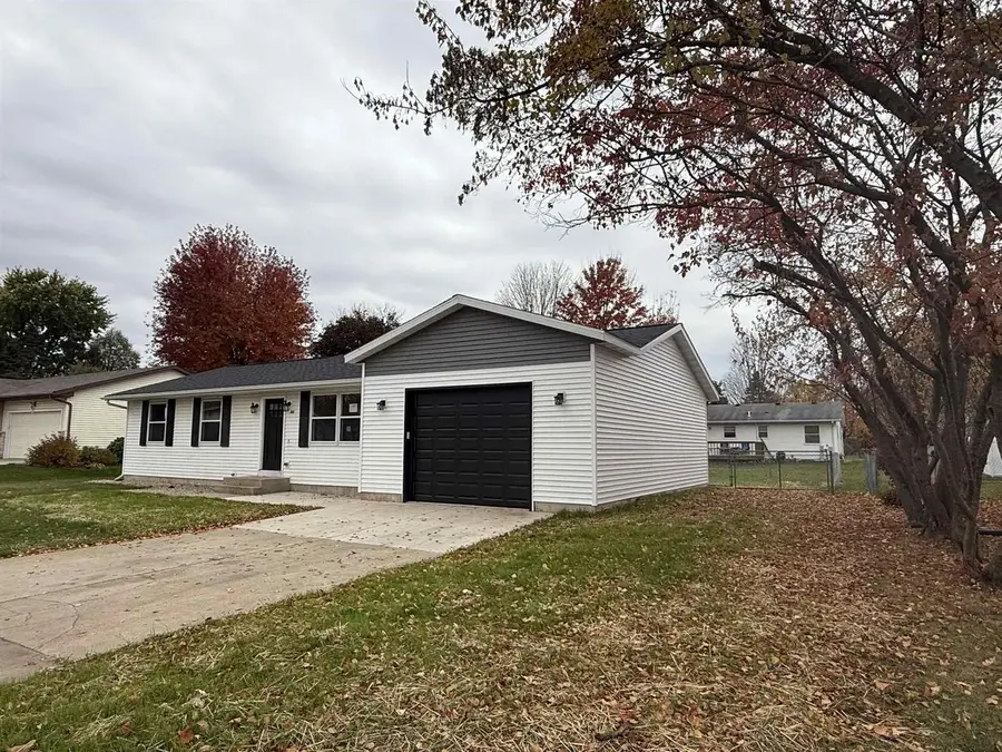 543 Sycamore Street, Sauk City, WI 53583 - Image #2