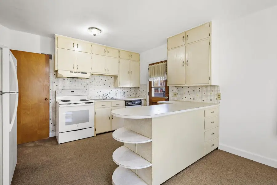 605 Dewitt Street, Portage, WI 53901 - Image #2