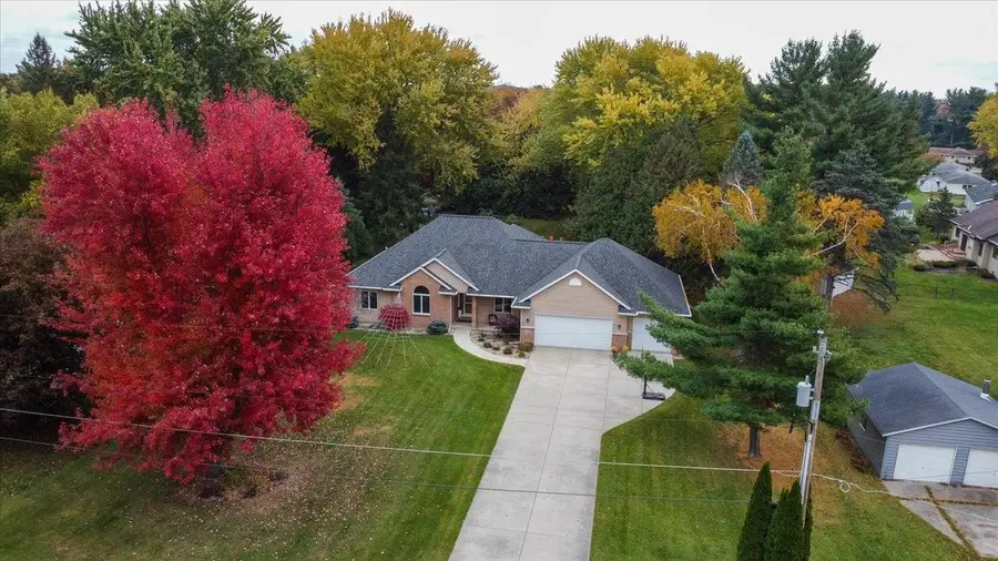 5494 Sunset Trail, Waunakee, WI 53597 - Image #2
