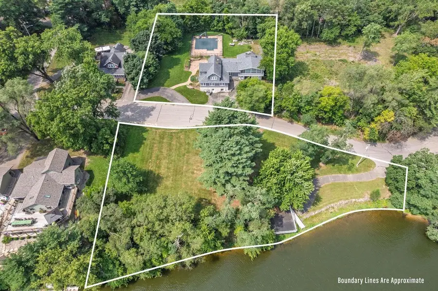 227 Sarrington Street, Wisconsin Dells, WI 53965 - Image #3