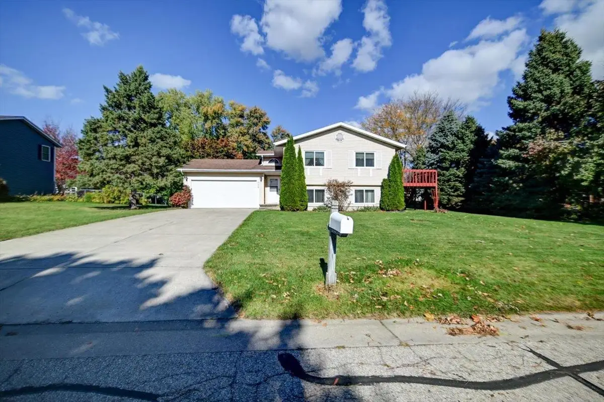 316 Washburn Road, Deerfield, WI 53531 - Image #1