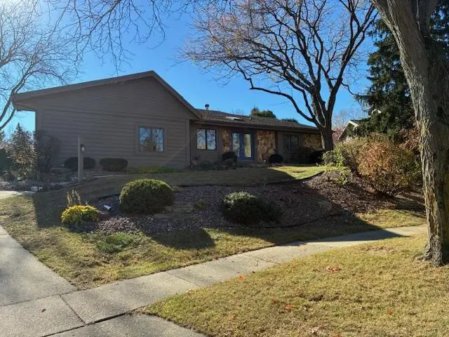 6341 Briarcliff Lane, Middleton, WI 53562 - Image #1