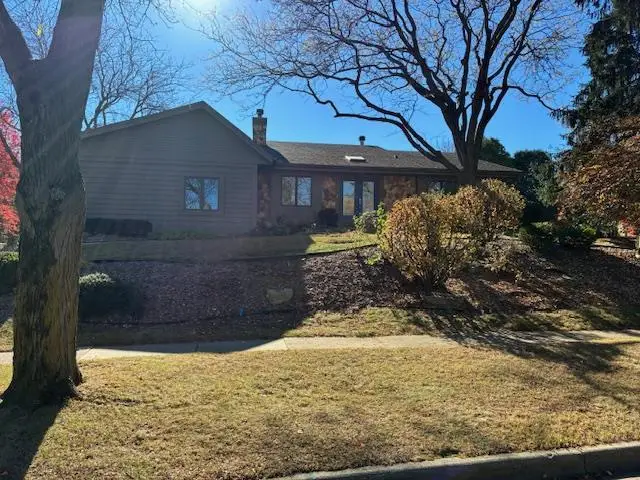 6341 Briarcliff Lane, Middleton, WI 53562 - Image #2