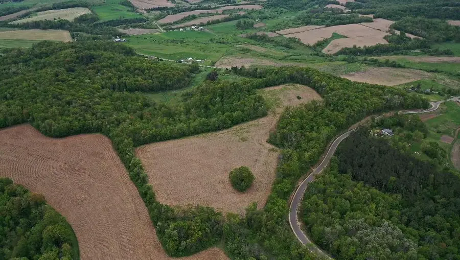 30228 County Hwy W, Elroy, WI 53929 - Image #3