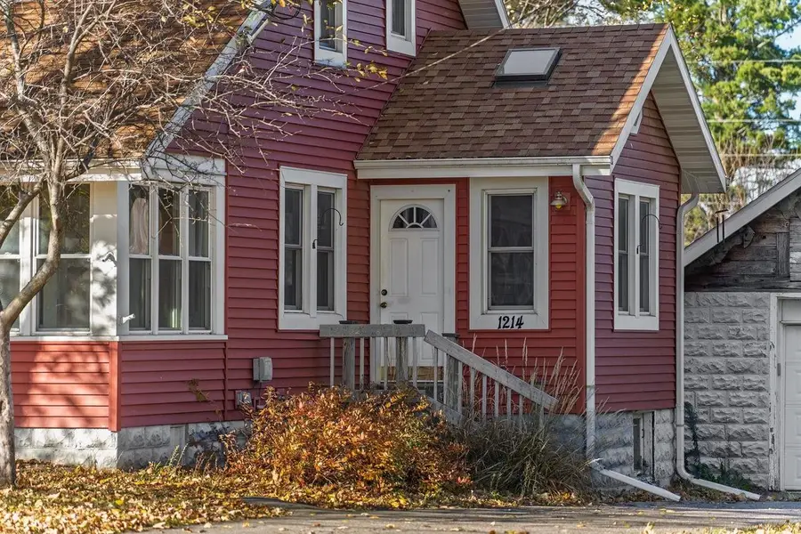 1214 Carpenter Street, Baraboo, WI 53913 - Image #3