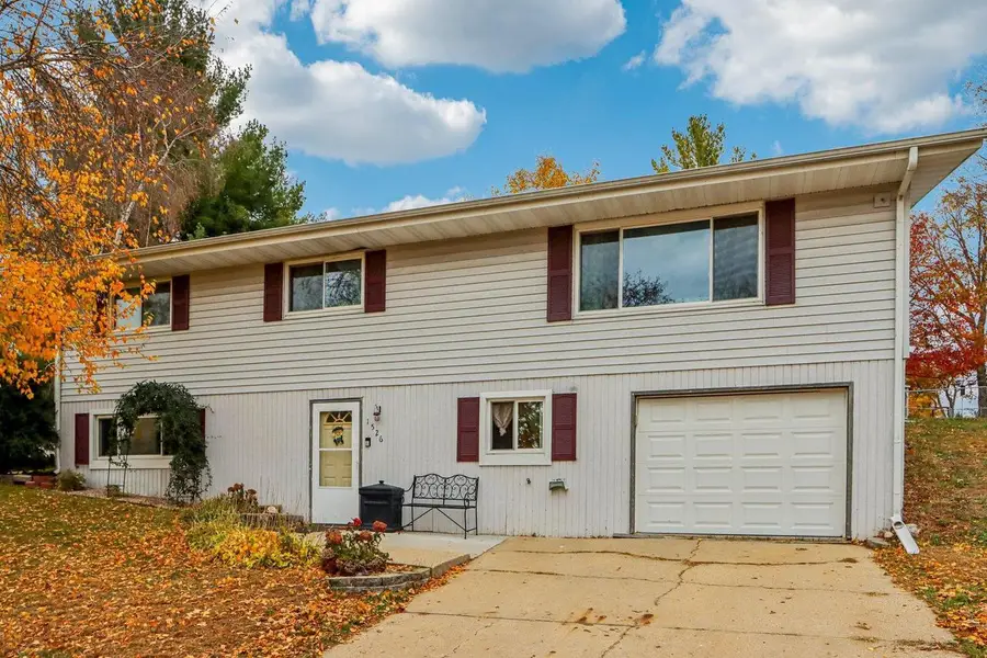 1526 Manor Drive, Janesville, WI 53548 - Image #2