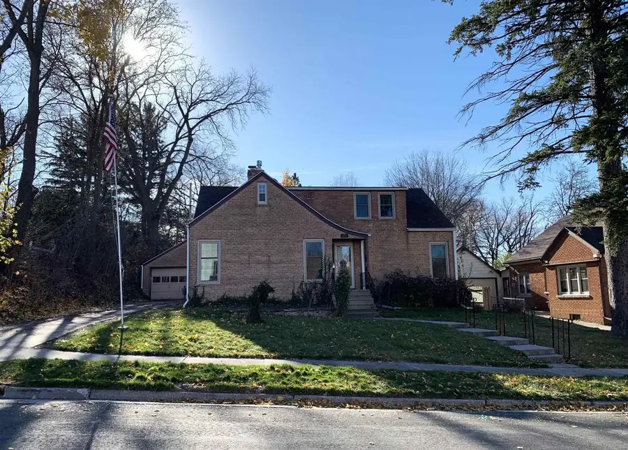 615 W Mackie Street, Beaver Dam, WI 53916 - Image #3