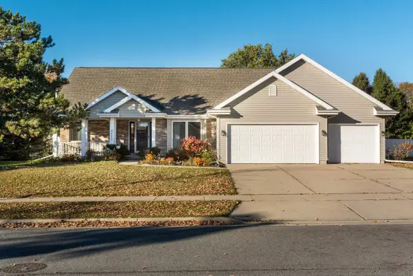 8422 Oakmont Drive, Madison, WI 53717