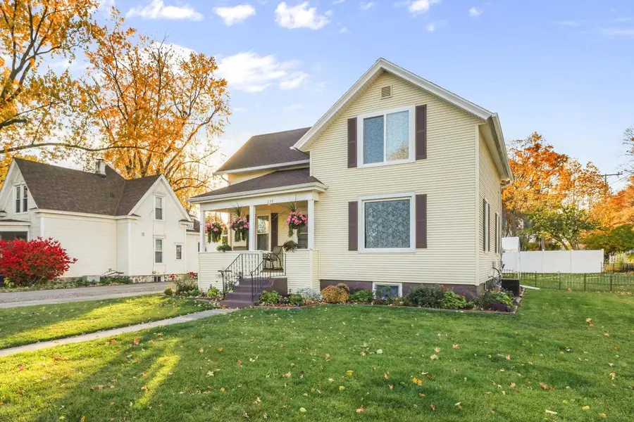 237 N Wilson Avenue, Jefferson, WI 53549 - Image #3