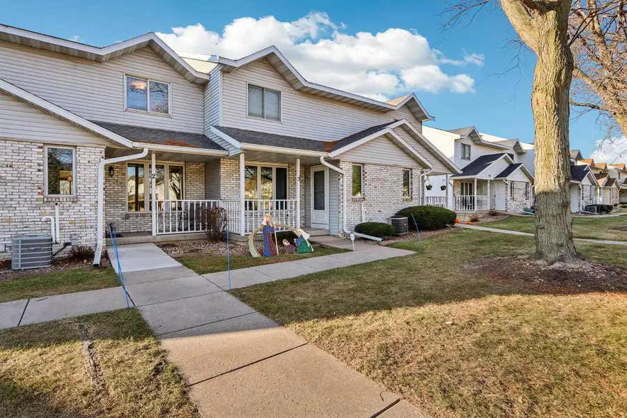 714 Mesta Lane #2, Madison, WI 53704 - Image #2