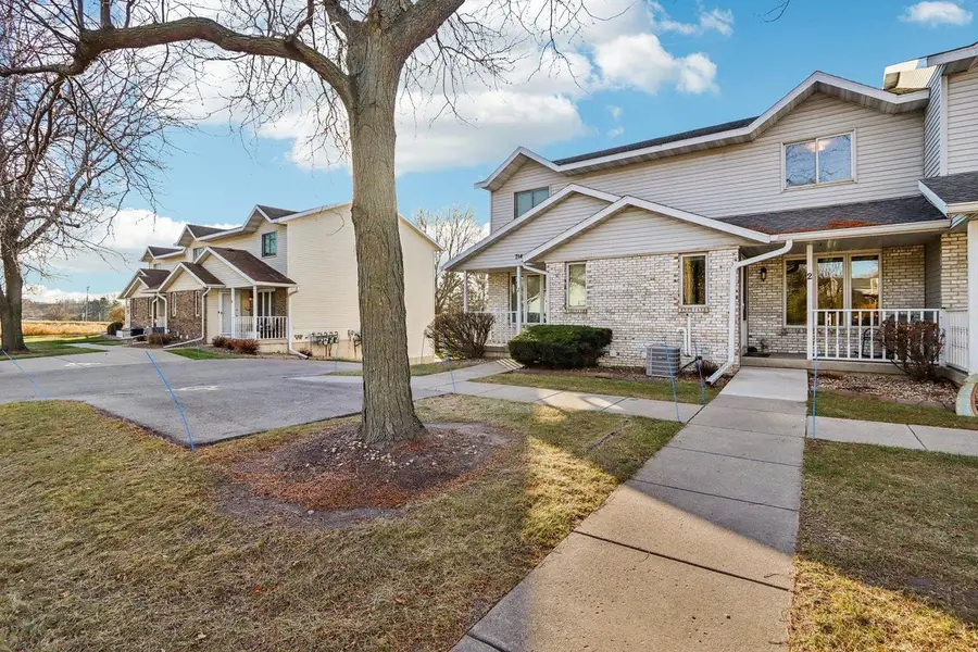 714 Mesta Lane #2, Madison, WI 53704 - Image #3