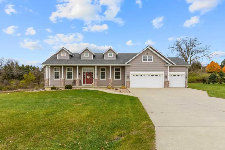 N7146 Pacific Ridge, Pardeeville, WI 53954 - Image #3