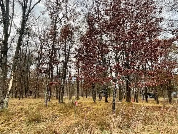 389 Woodbridge Way, Nekoosa, WI 54457