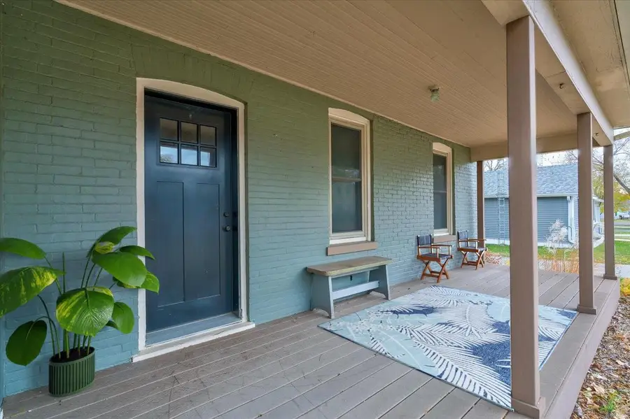 947 W Wisconsin Street, Portage, WI 53901 - Image #2