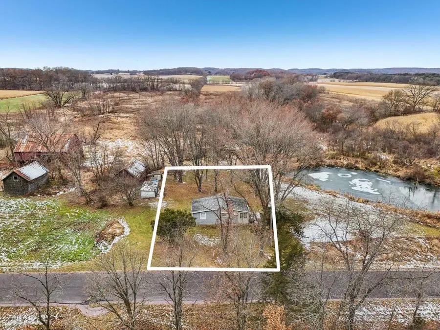 S1095 Town Hall Road, Lyndon Station, WI 53944 - Image #2