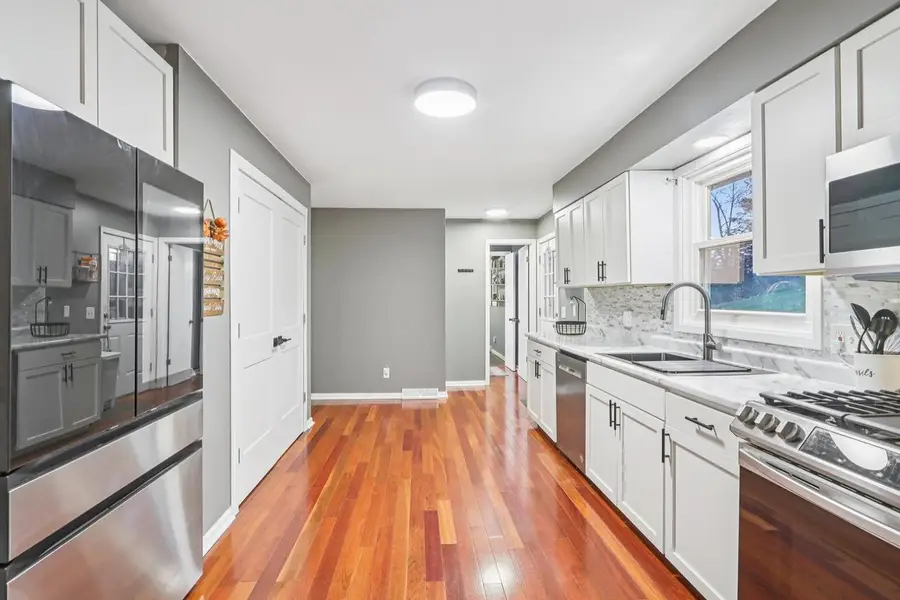 207 Pauquette Drive, Poynette, WI 53955 - Image #3