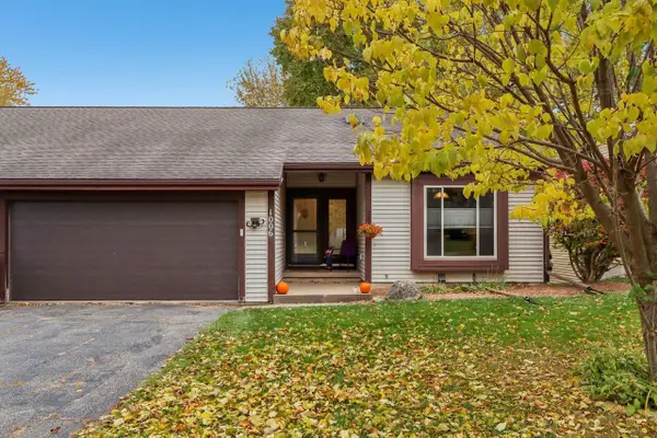 1006 S Division Street, Waunakee, WI 53597