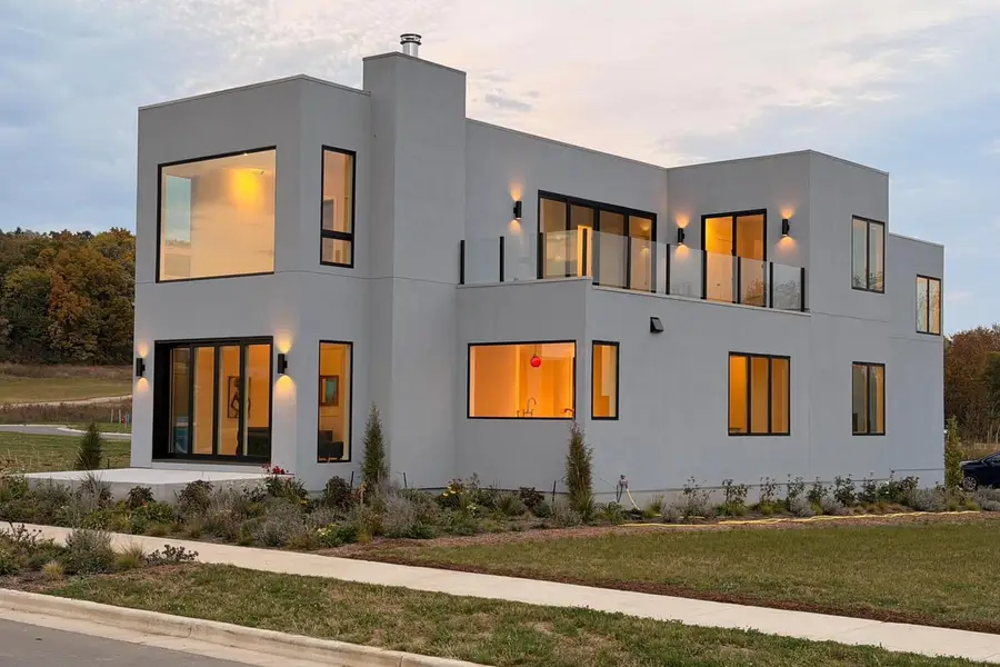 4043 Serenbe Street, Middleton, WI 53562 - Image #2