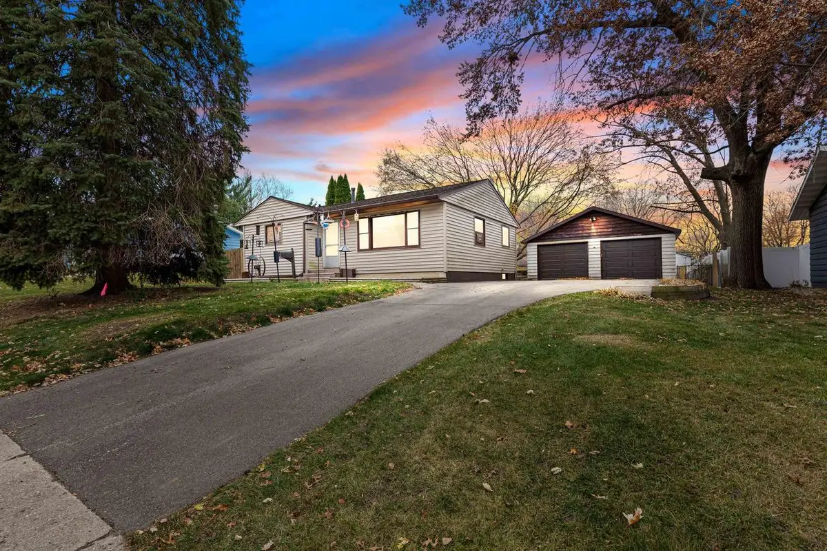 30 Garnet Lane, Madison, WI 53714 - Image #1