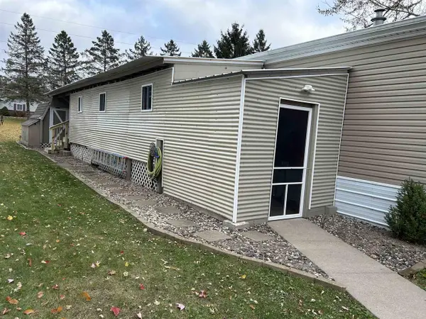 423 Gordon Drive, Onalaska, WI 54650