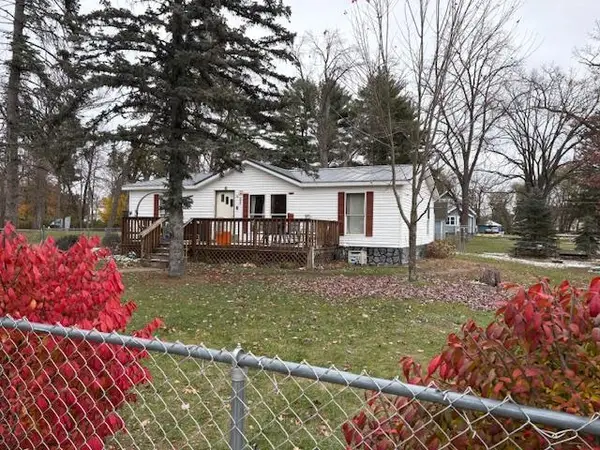 500 Raymond Street, Friendship, WI 53934