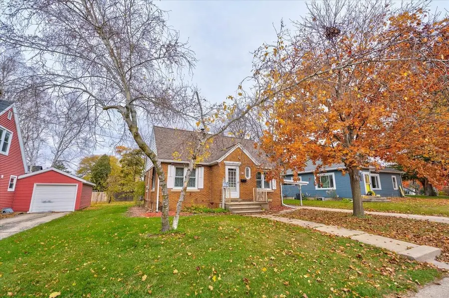 917 E Madison Street, Waterloo, WI 53594 - Image #3